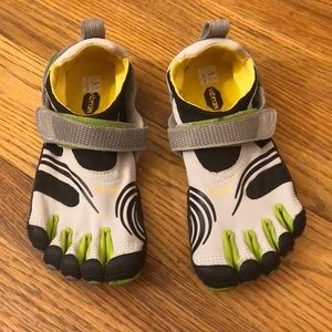 Vibram Toe Shoes